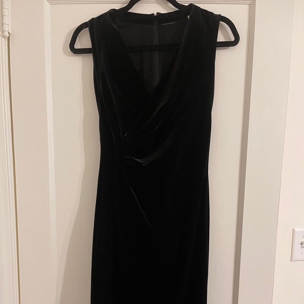Elie Tahari velvet midi dress